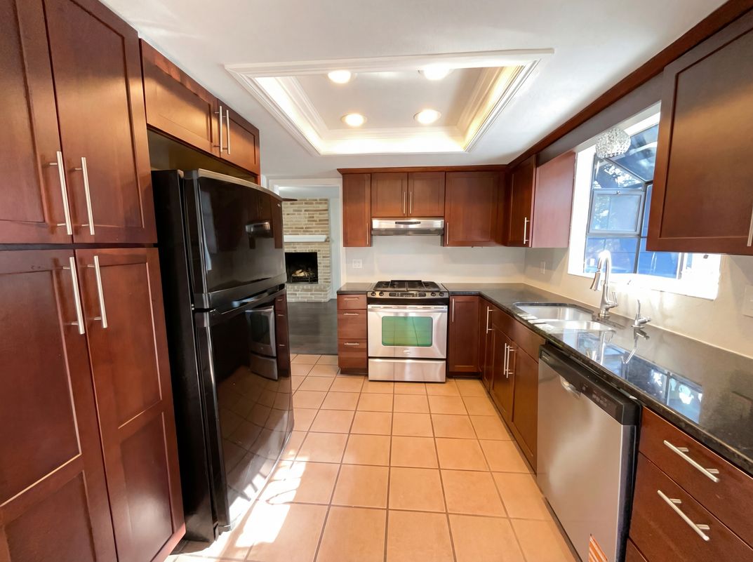 Photo 2 of 21 of 5423 Timberhurst, San Antonio, TX