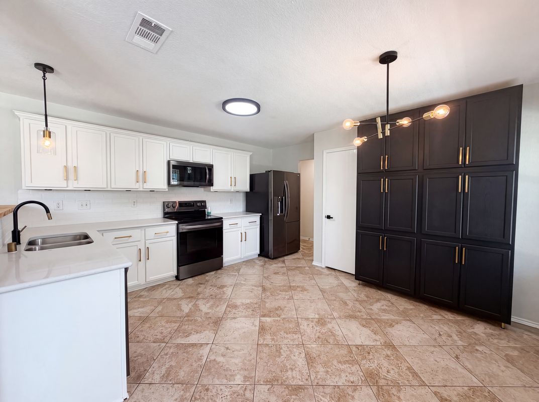 Property photo 2 of 3605 Lazy River Ranch Rd