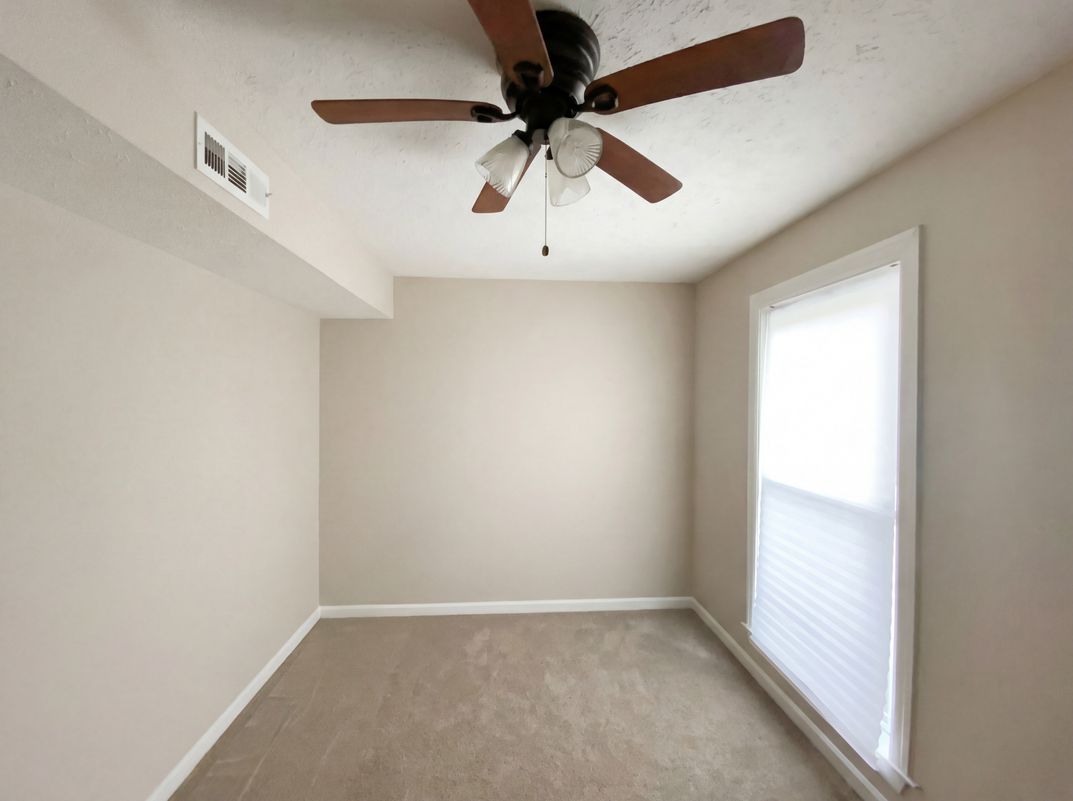 Photo 18 of 27 of 1221 Dalraida Rd, Montgomery, AL