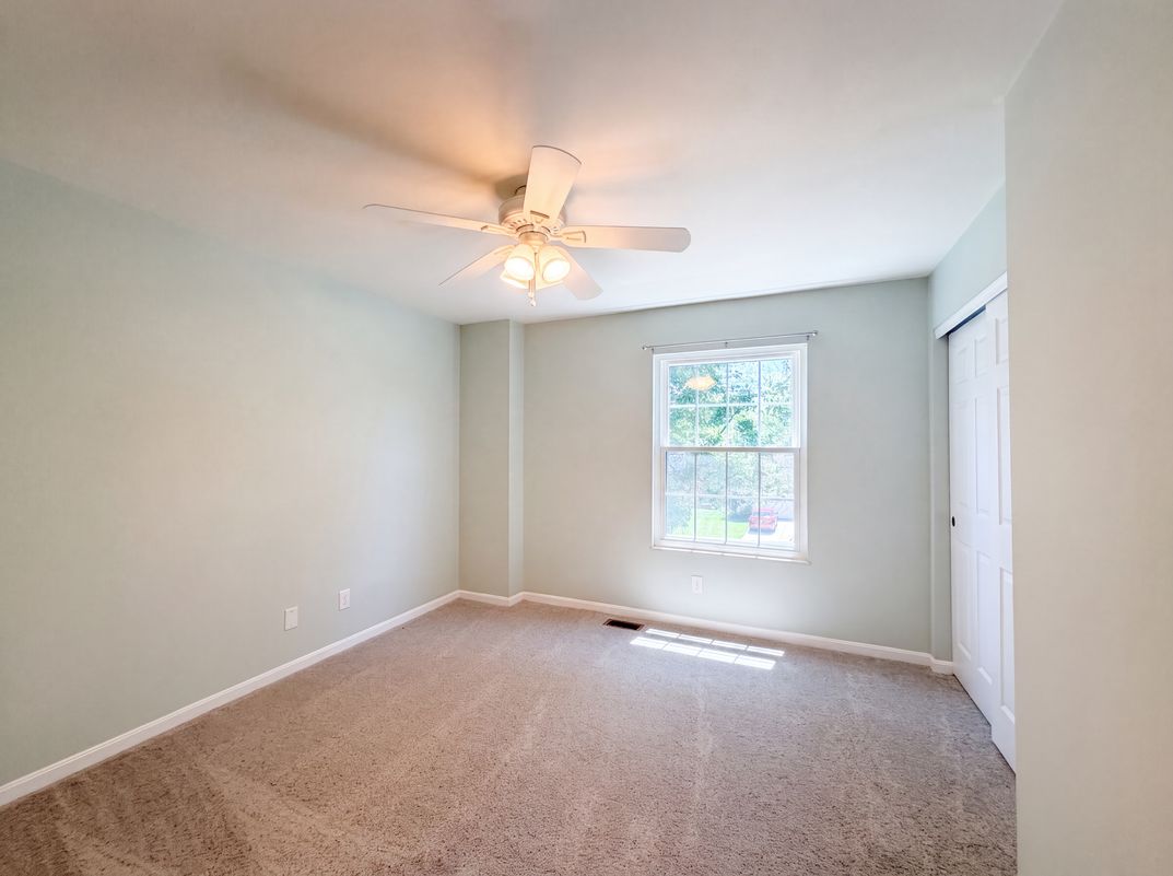 Photo 8 of 36 of 12169 Village Woods Dr, Cincinnati, OH