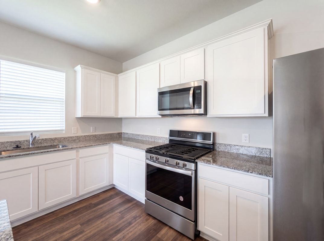 Photo 7 of 19 of 616 Fisher Ln, Summerville, SC