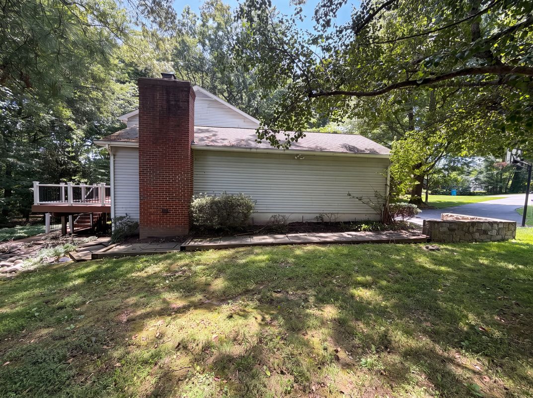 Photo 58 of 66 of 4819 Powell Rd, Fairfax, VA