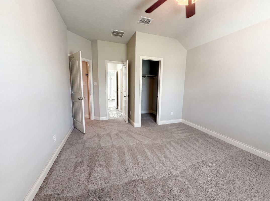 Photo 18 of 26 of 1058 Cedar Glen Dr, New Braunfels, TX
