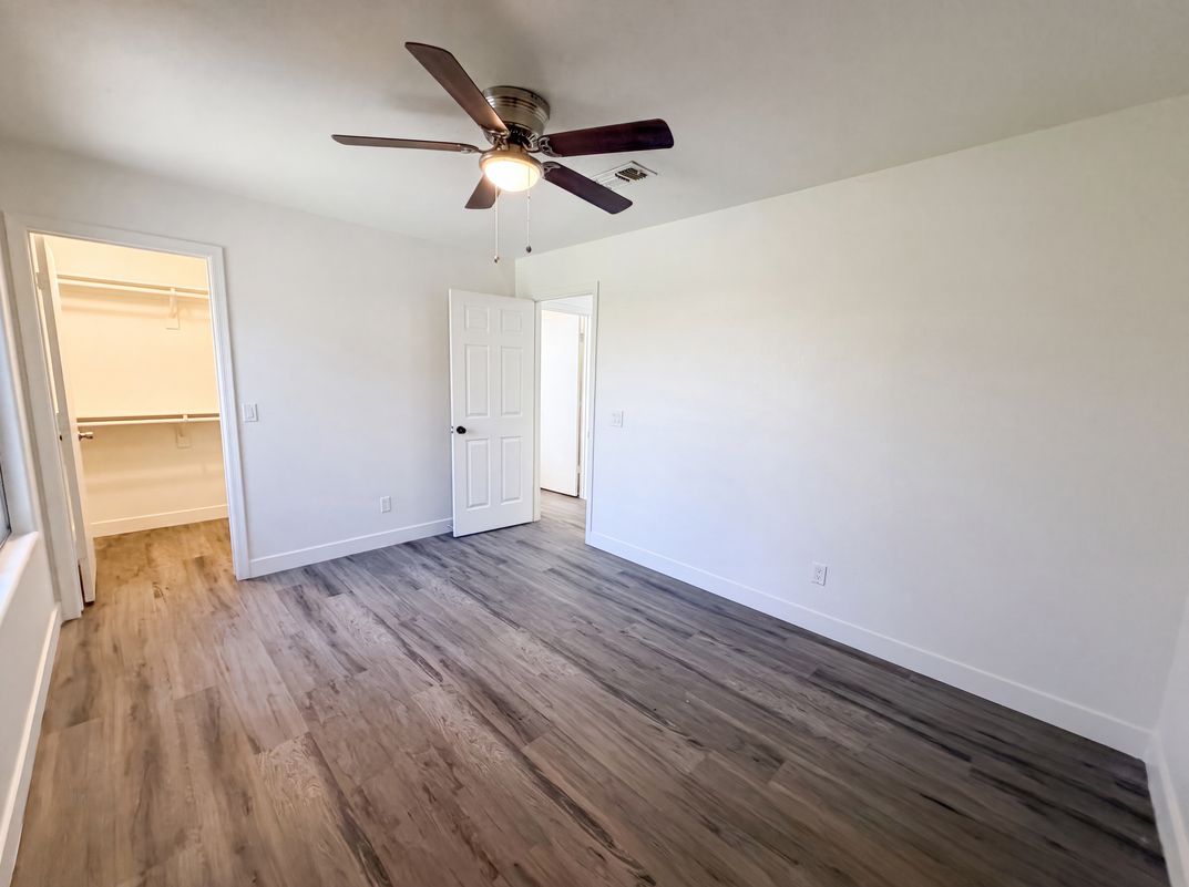 Photo 18 of 23 of 800 S Bedford Dr, Chandler, AZ