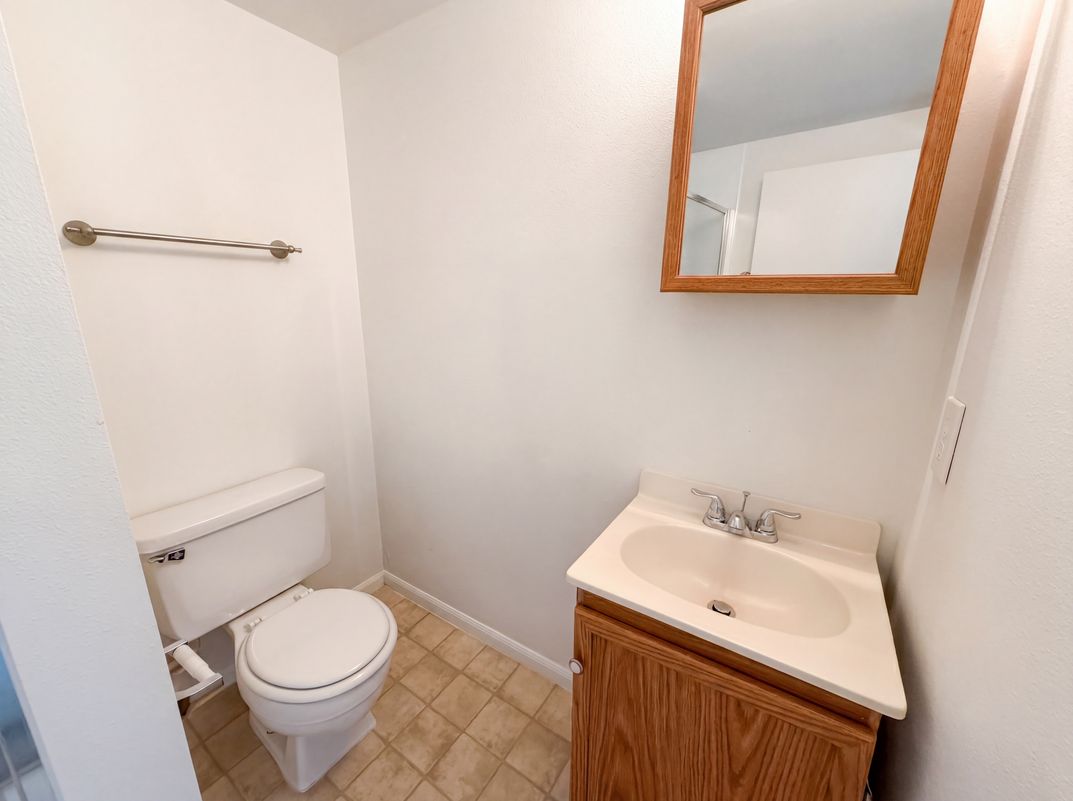Photo 28 of 40 of 10330 E Weaver Pl, Englewood, CO