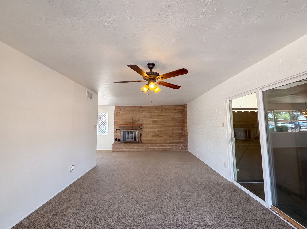 Photo 7 of 21 of 3115 N 53rd Dr, Phoenix, AZ