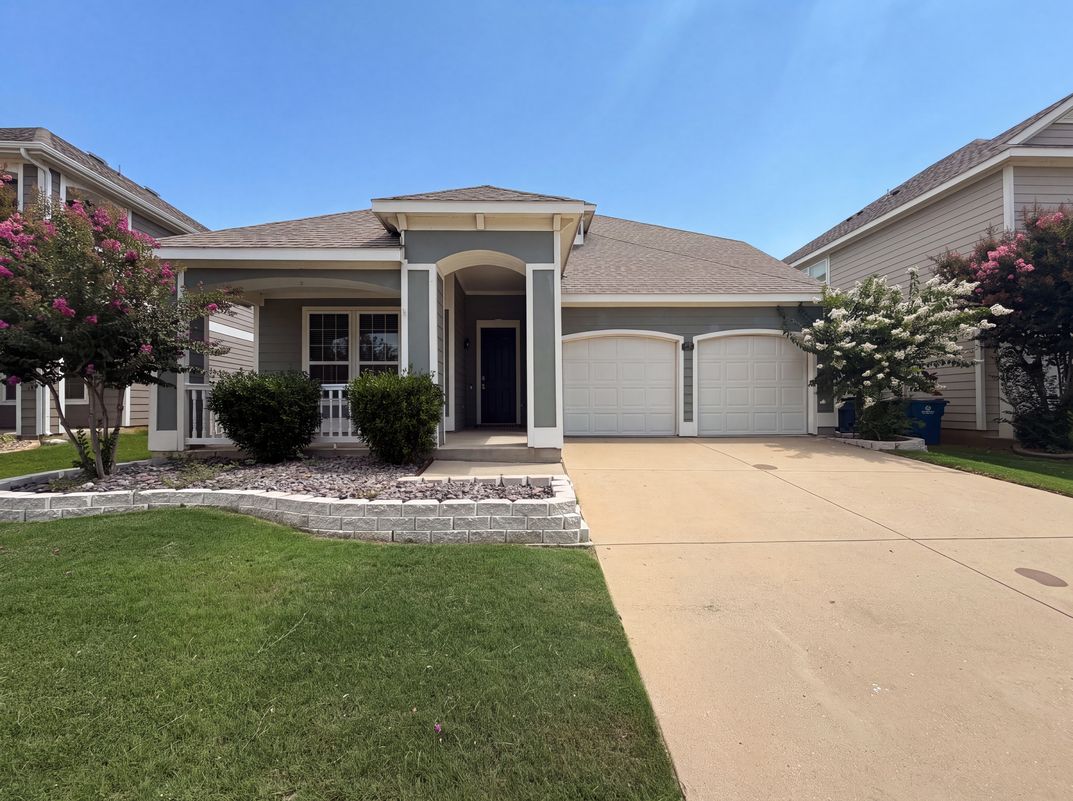 Photo 23 of 26 of 9165 Blackstone Dr, Providence Village, TX