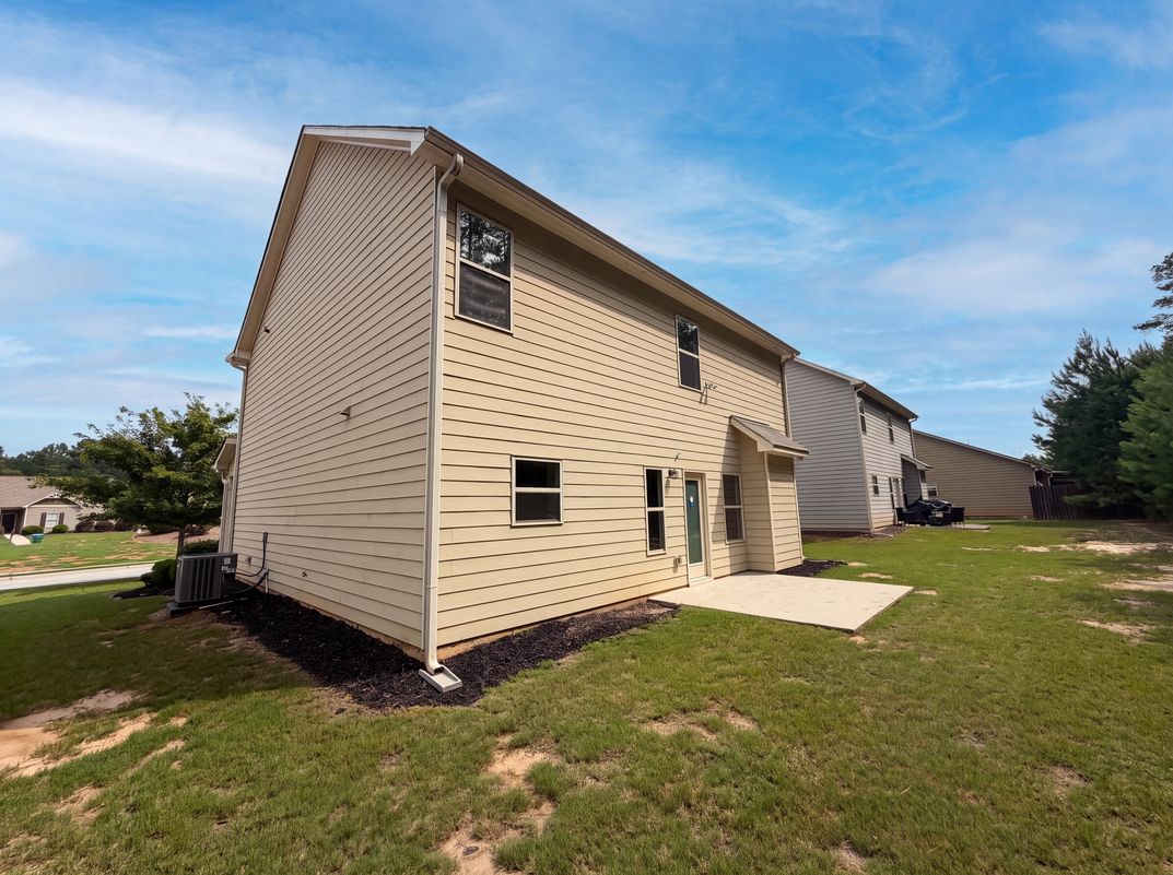 Photo 41 of 45 of 1036 Glenwyck Dr, Braselton, GA