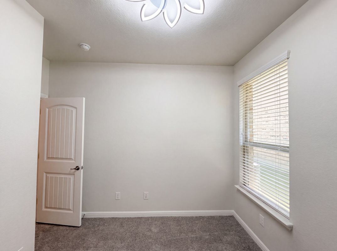 Photo 15 of 21 of 4312 Chicory Ct, Denton, TX
