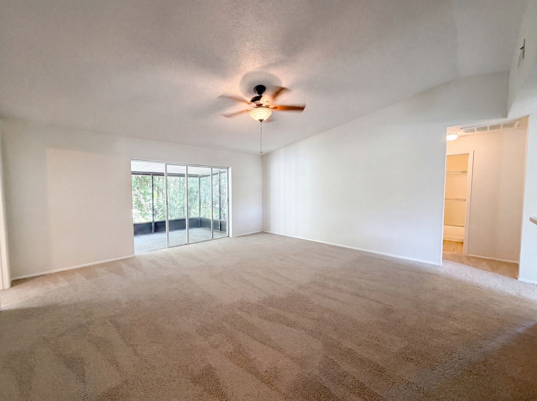 Property photo 3 of 5720 Kneeland Ln