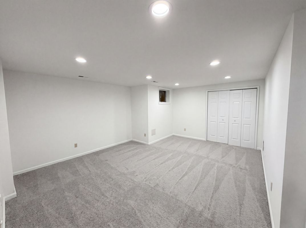 Photo 18 of 27 of 8509 Ivoryton Way, Montgomery Village, MD