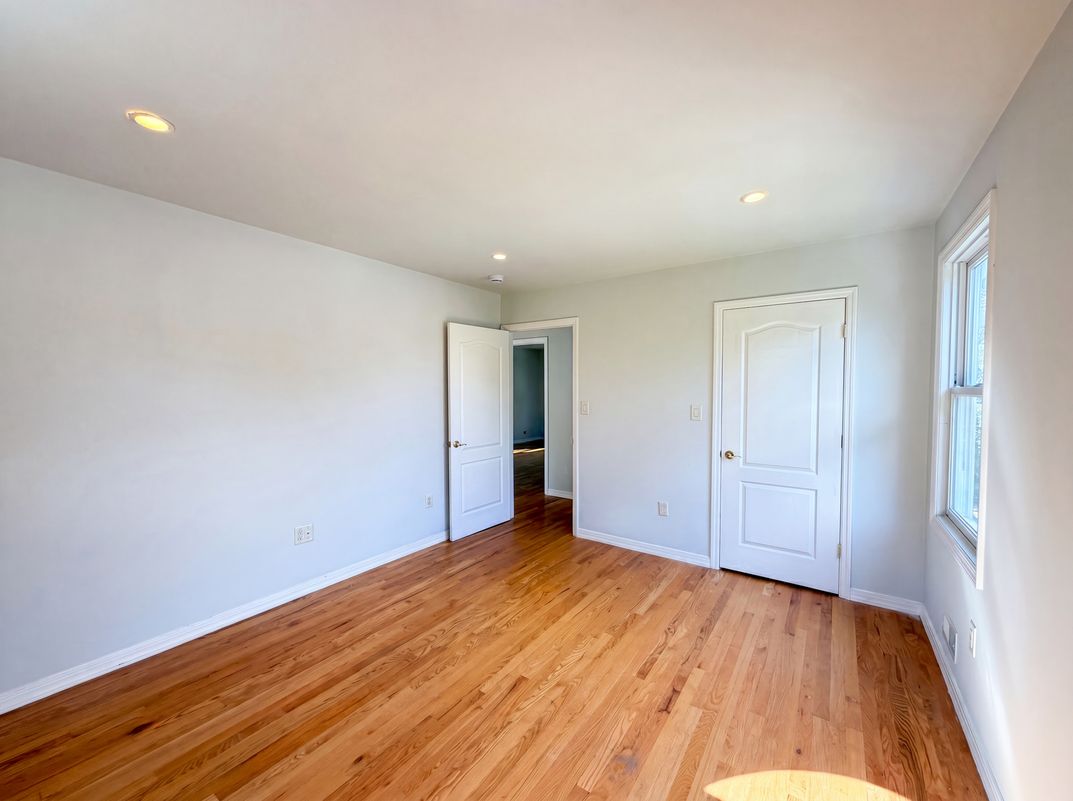 Photo 4 of 26 of 506 Lyons Rd, Basking Ridge, NJ