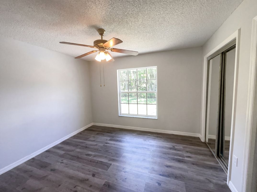 Photo 16 of 33 of 1750 Evergreen Ct, Kissimmee, FL