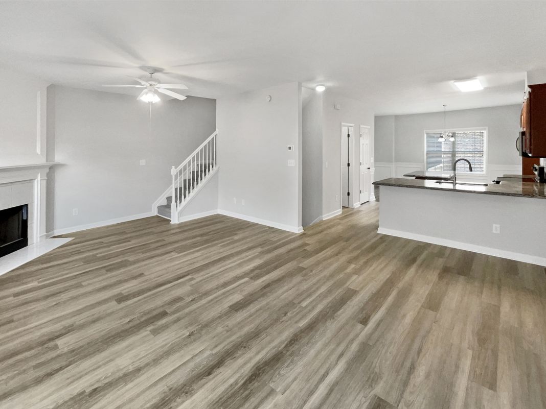 Photo 35 of 52 of 1622 Halliard Dr, Lawrenceville, GA