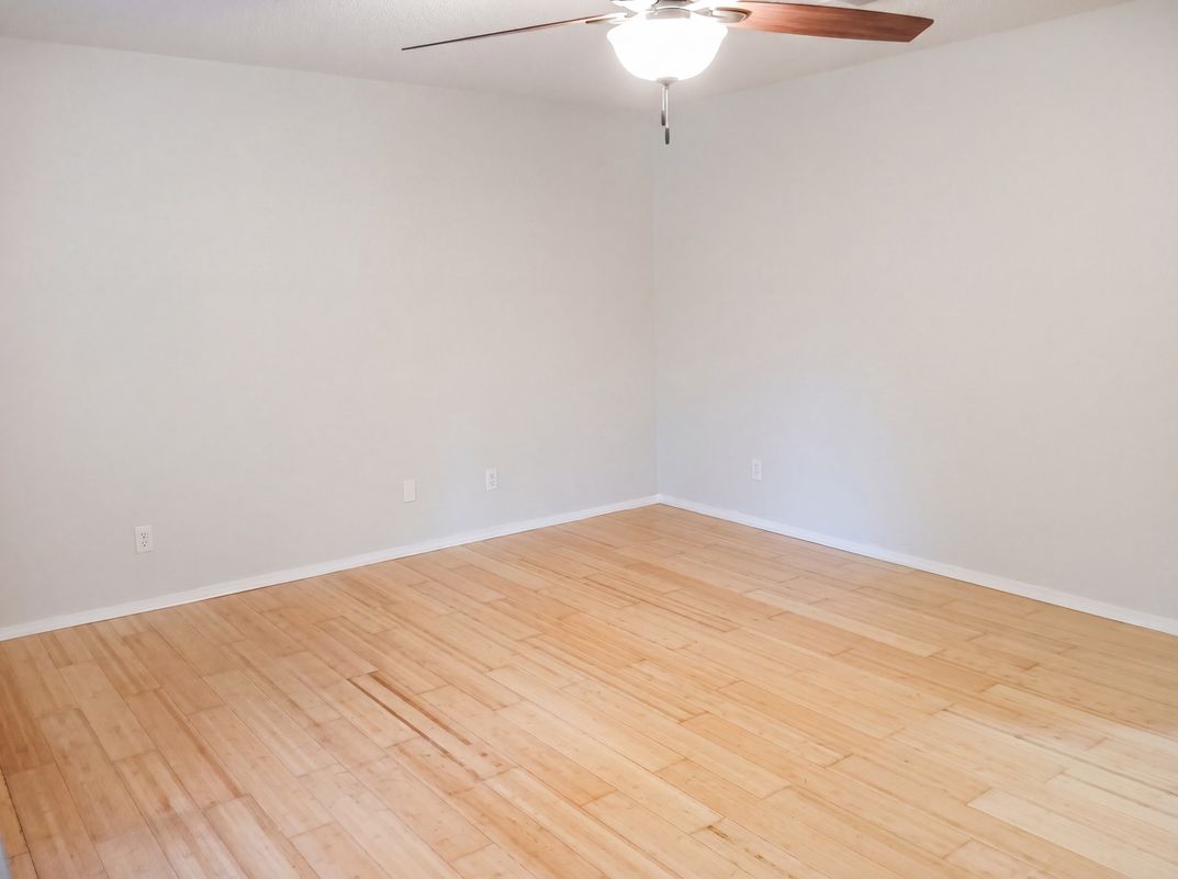 Photo 15 of 22 of 7746 Grundy St, Pensacola, FL
