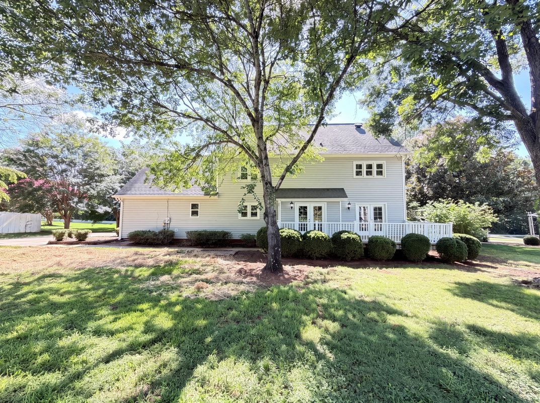 Photo 19 of 23 of 9020 Bartlett Rd, Mint Hill, NC