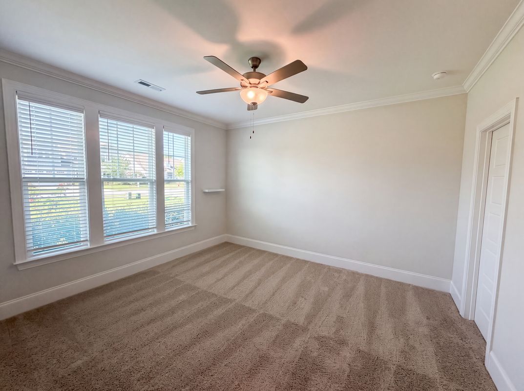 Photo 10 of 20 of 1279 Dairy Glen Dr, Fuquay Varina, NC
