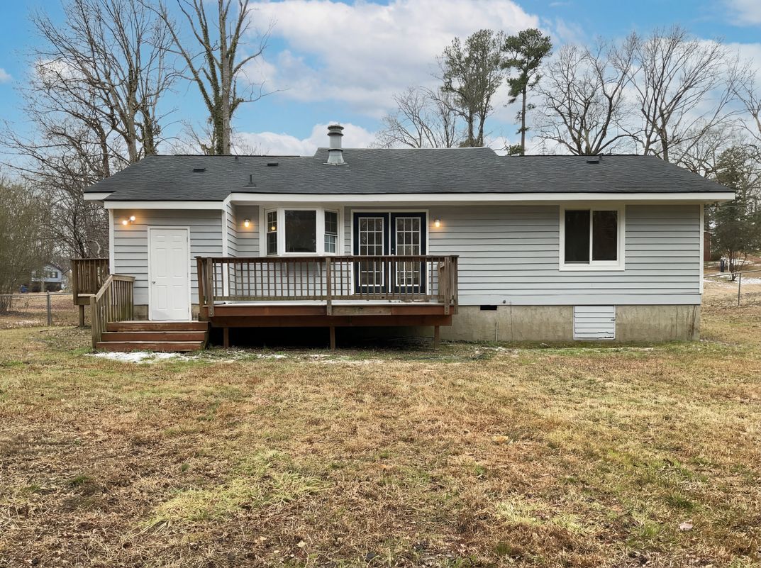 Photo 5 of 17 of 7309 Beaverwood Dr, Raleigh, NC