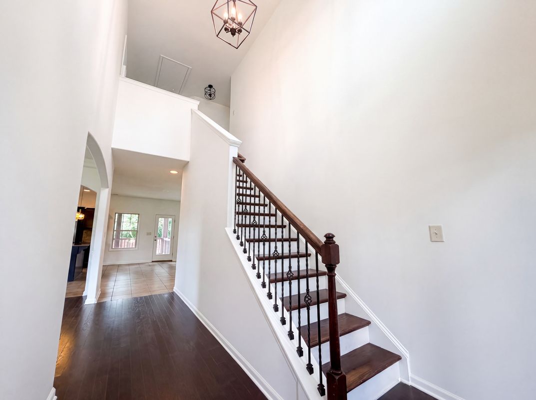 Photo 15 of 44 of 791 W Glenview Dr, Lenoir City, TN