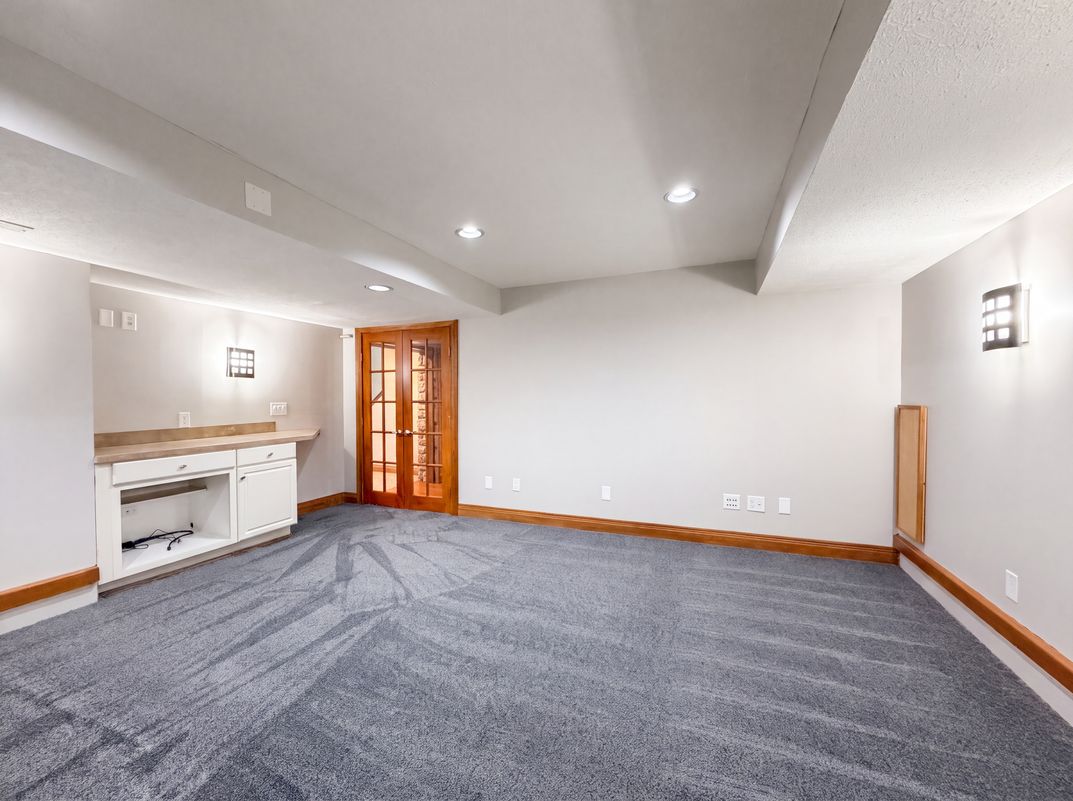 Photo 29 of 37 of 7188 Tarragon Ct, Liberty Twp, OH