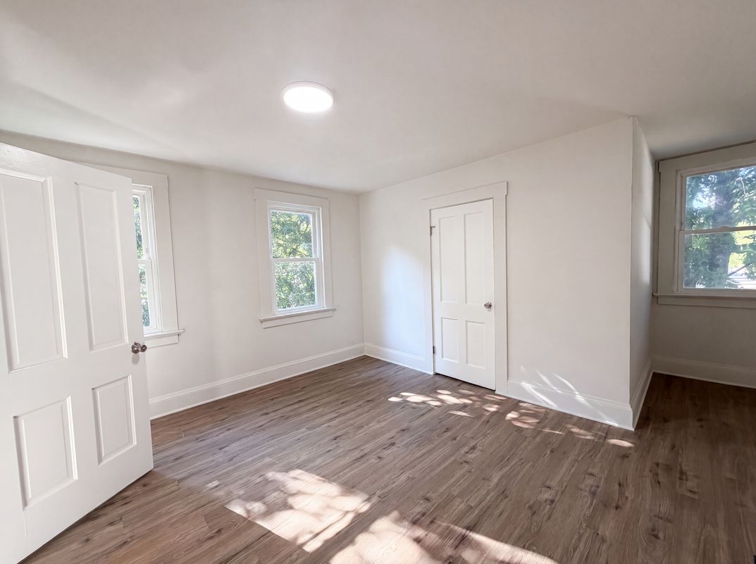 Photo 12 of 22 of 415 N 4th St, Saint Charles, MO