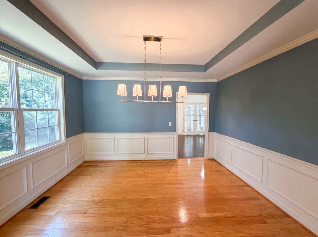 Photo 8 of 23 of 4903 Homeplace Dr, Apex, NC