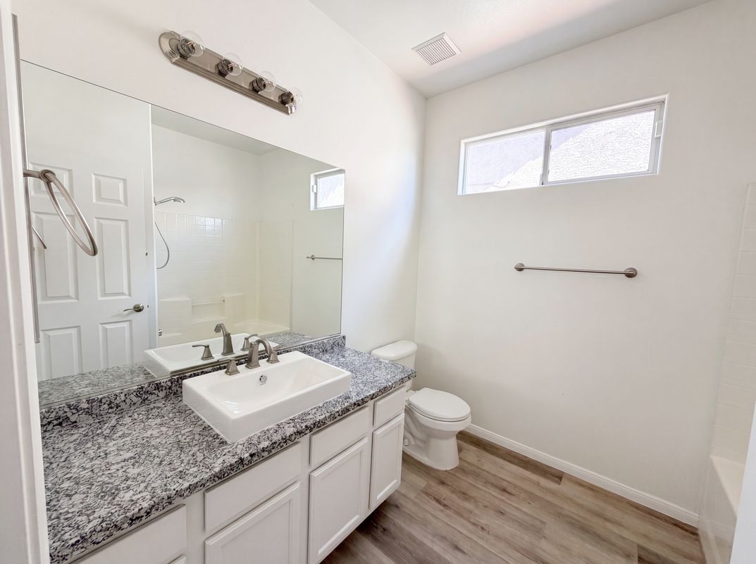 Photo 6 of 32 of 5132 Rocky Bluff St, North Las Vegas, NV