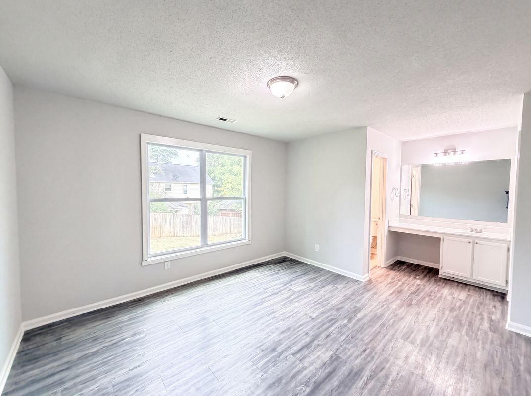 Photo 4 of 18 of 8822 Hunter Green Ln, Charlotte, NC