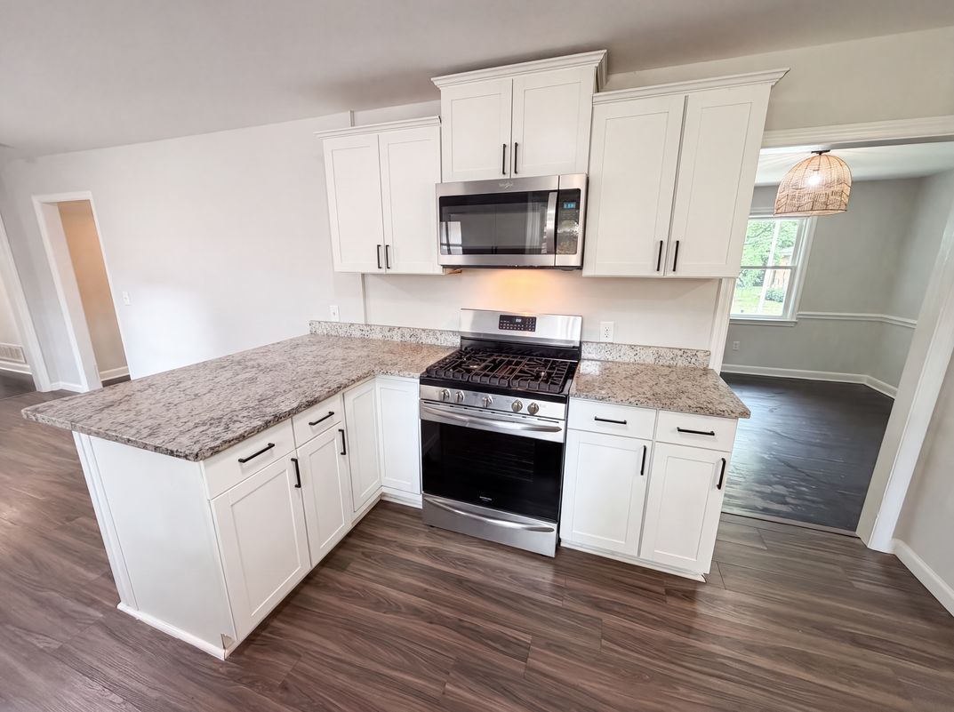 Photo 12 of 29 of 1710 Fairhaven Dr, Columbia, SC