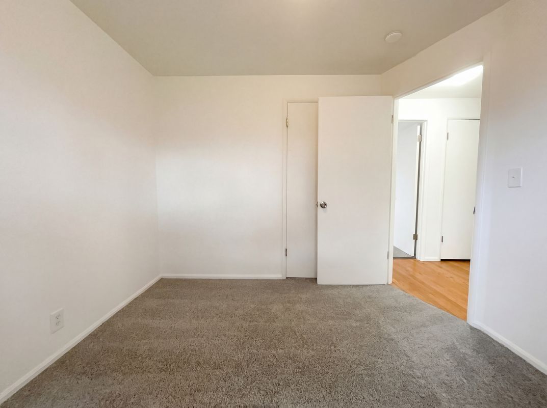 Photo 12 of 19 of 3100 SE 166th Ave, Portland, OR