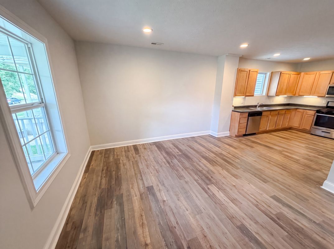 Photo 6 of 21 of 2615 Boulevard Pl, Indianapolis, IN