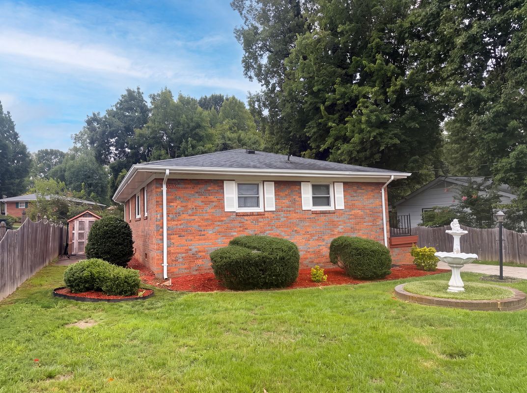 Photo 15 of 16 of 608 E Morehead St, Reidsville, NC