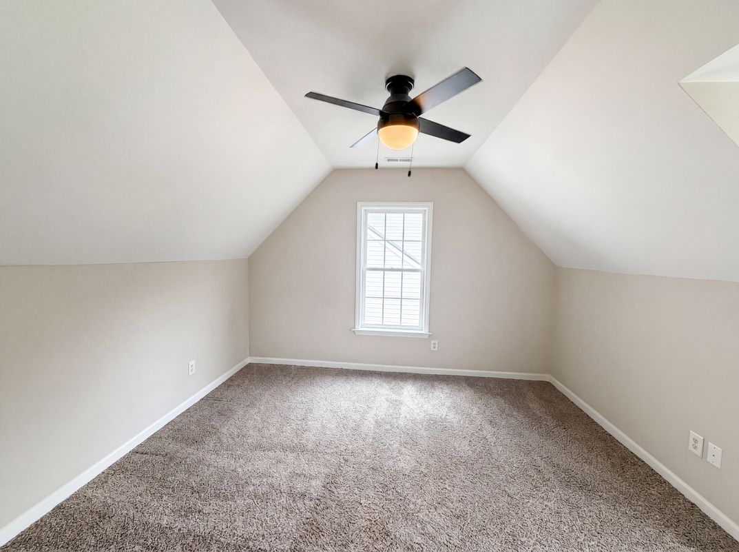 Photo 12 of 21 of 128 Morena Dr, Holly Springs, NC