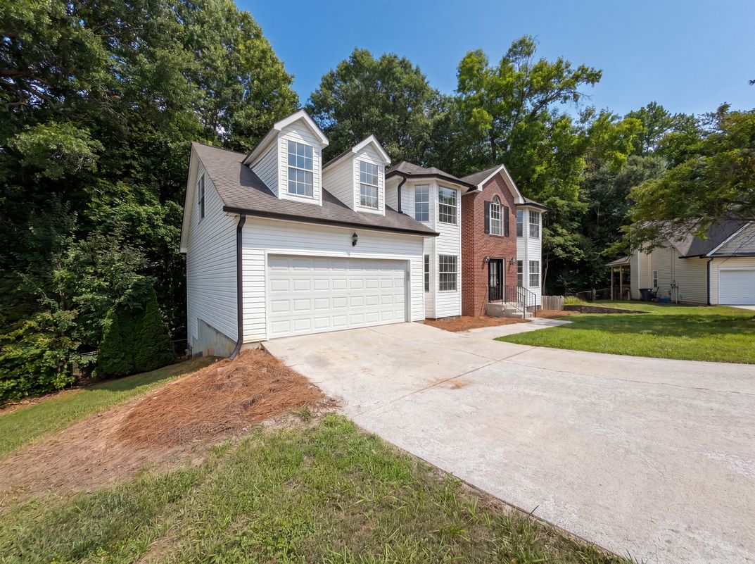 Photo 47 of 50 of 1800 Ivy Stone Ct, Buford, GA