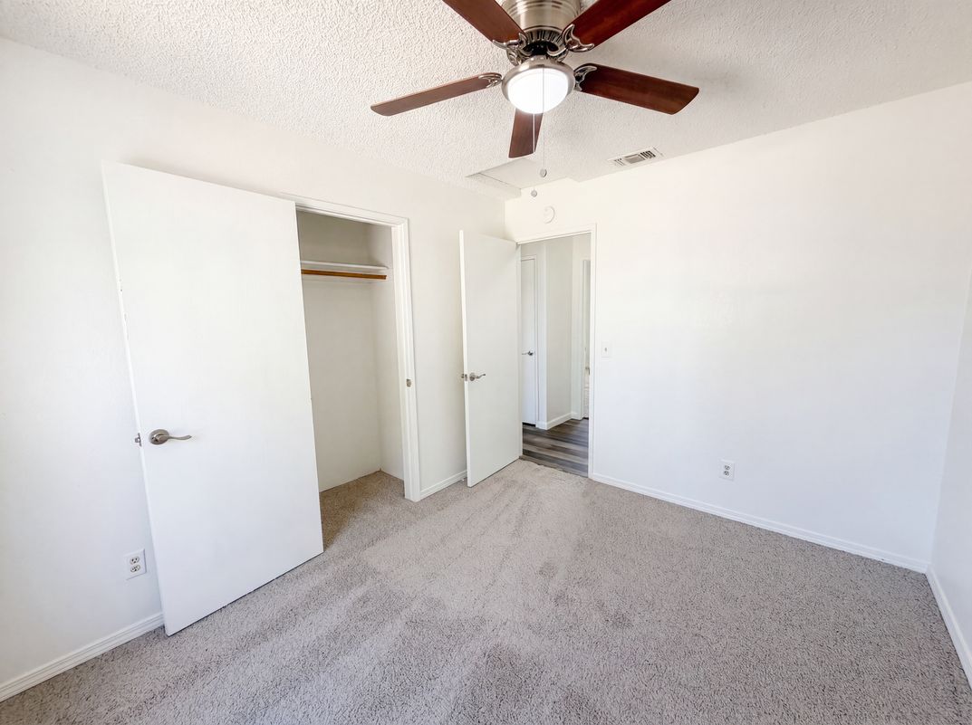 Photo 15 of 26 of 838 Dutra Ave, Rio Linda, CA