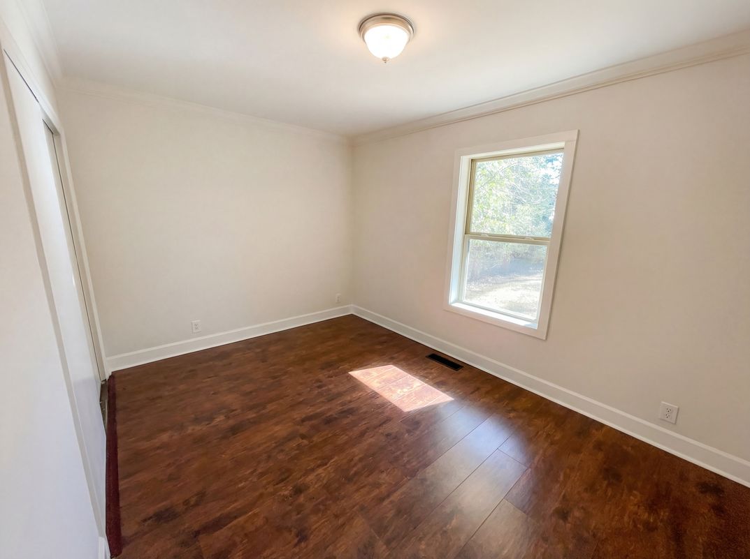 Photo 14 of 20 of 310 Terrace St, Griffin, GA