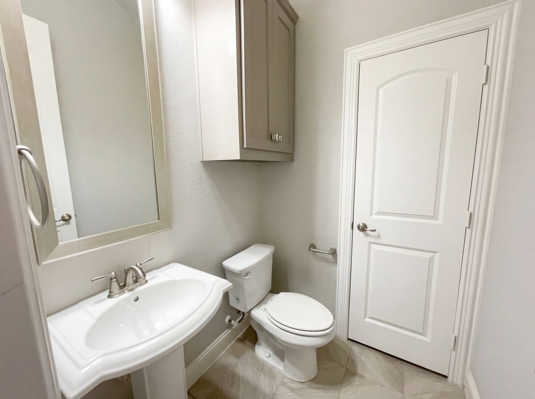 Photo 16 of 24 of 4157 Chantilly Ln, Frisco, TX