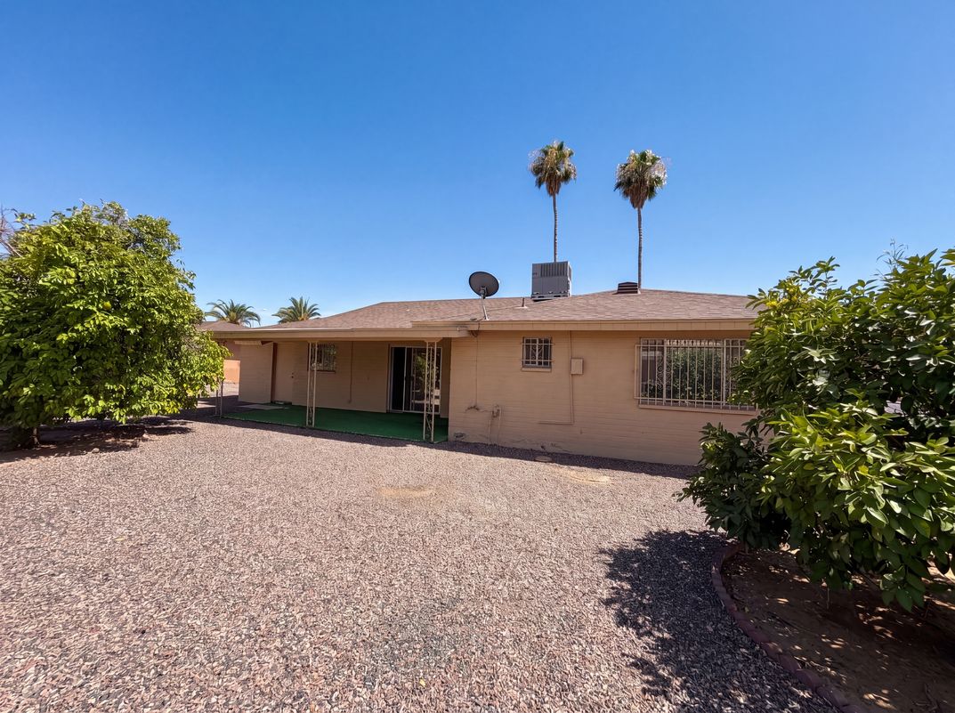 Photo 5 of 27 of 6408 E Adobe Rd, Mesa, AZ