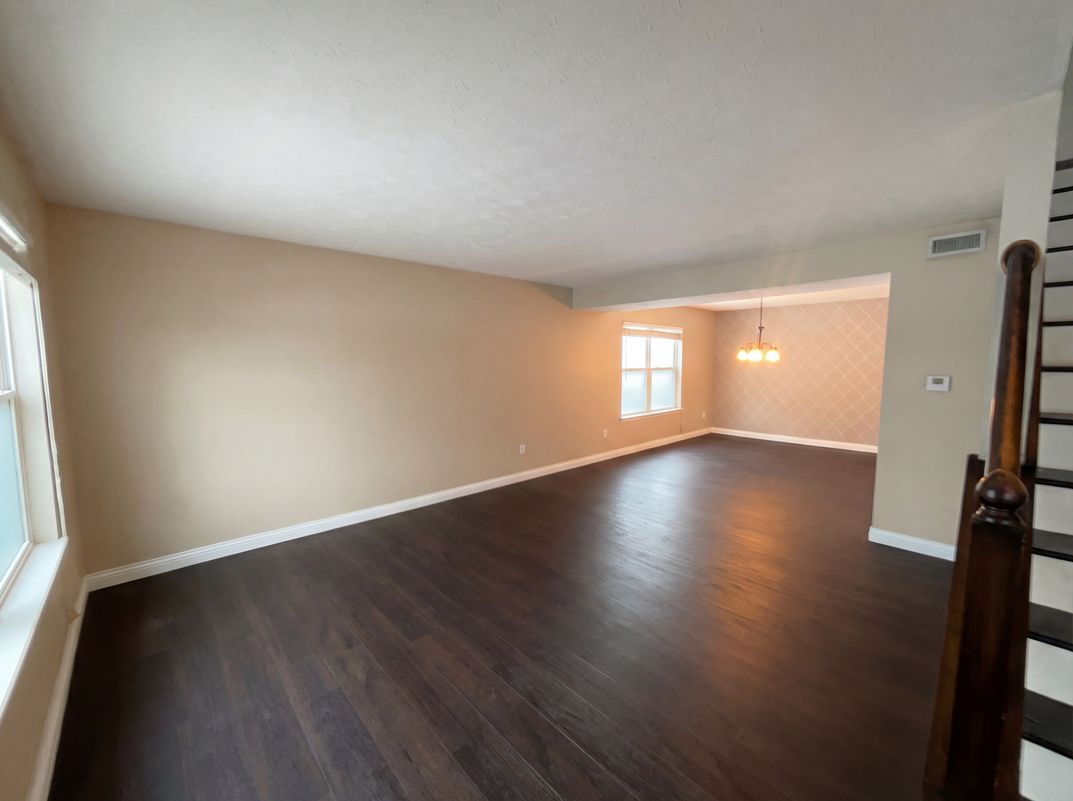 Photo 9 of 21 of 5259 Baysdon Cir, Indianapolis, IN
