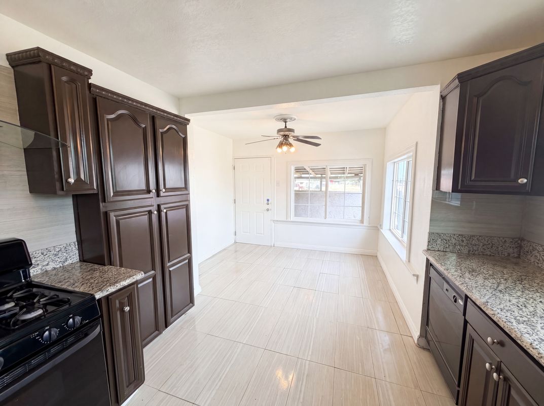 Photo 21 of 42 of 11950 Lee Ave, Adelanto, CA