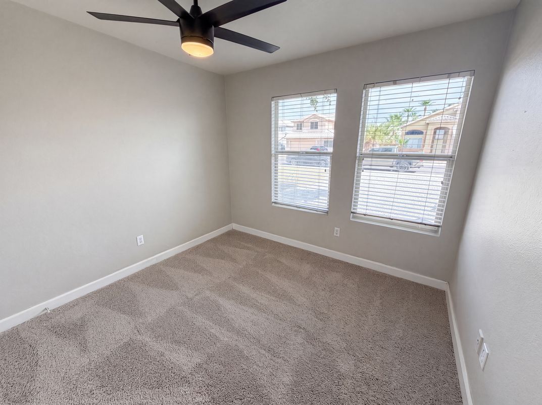 Photo 13 of 30 of 16245 W Tonto St, Goodyear, AZ