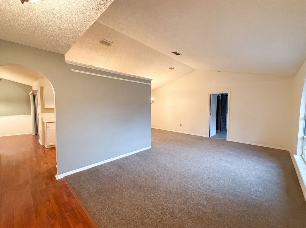 Photo 9 of 23 of 29 Valencia Cir, Debary, FL