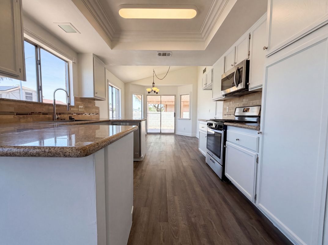 Photo 13 of 18 of 6212 Warm River Rd, Las Vegas, NV