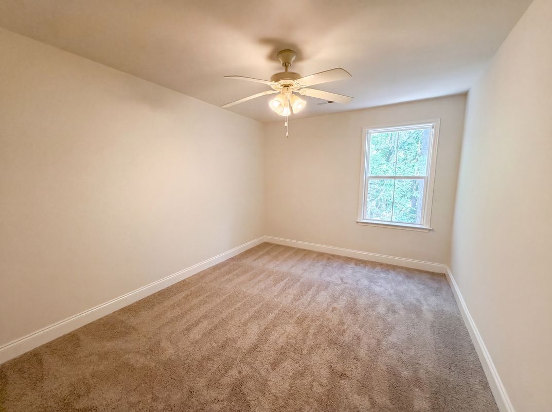 Photo 12 of 17 of 9622 Scarborough Ct, Summerville, SC