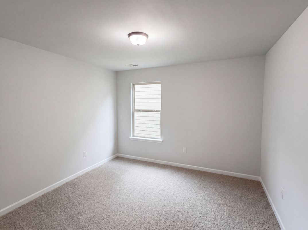 Photo 15 of 26 of 5053 Pioneer Pkwy, McDonough, GA