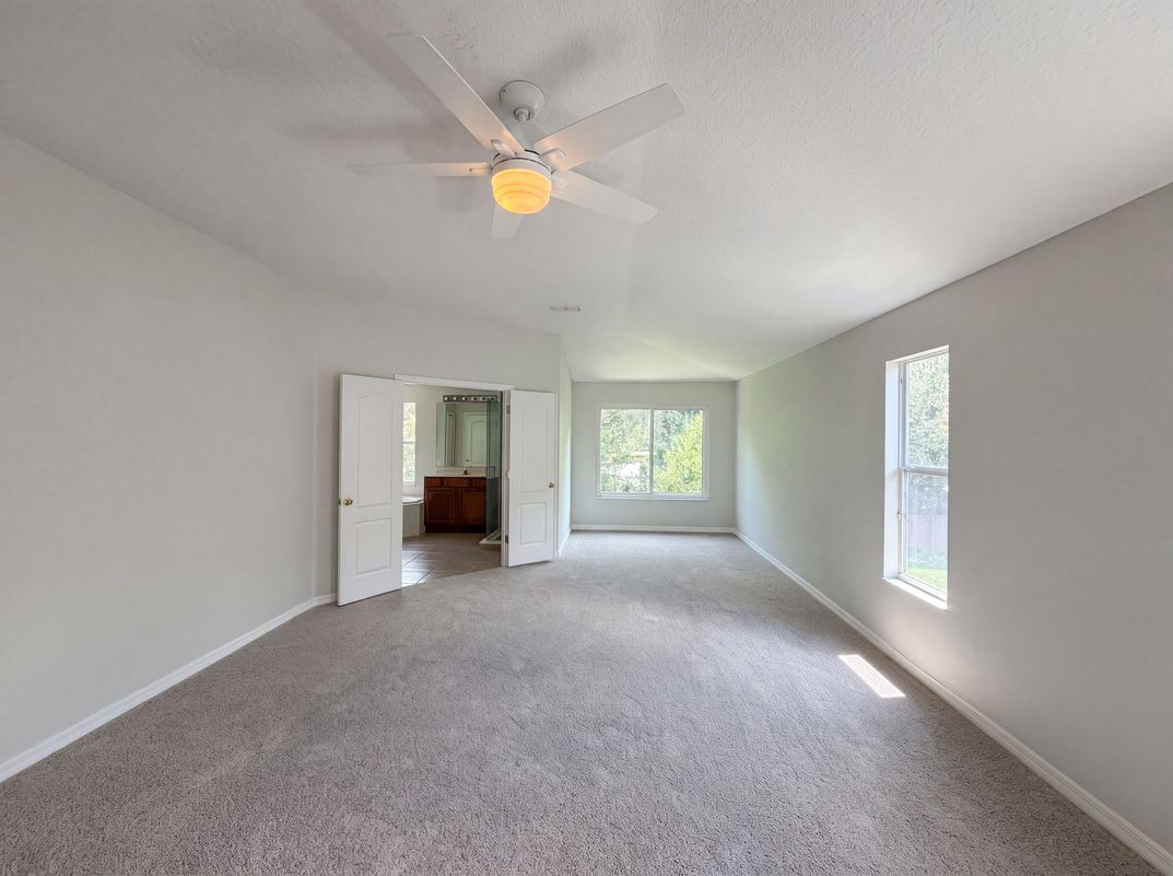 Photo 8 of 39 of 12706 Grovehurst Ave, Winter Garden, FL