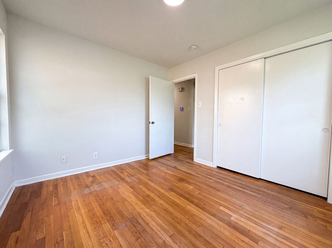 Photo 9 of 15 of 4922 Bernadine Dr, San Antonio, TX