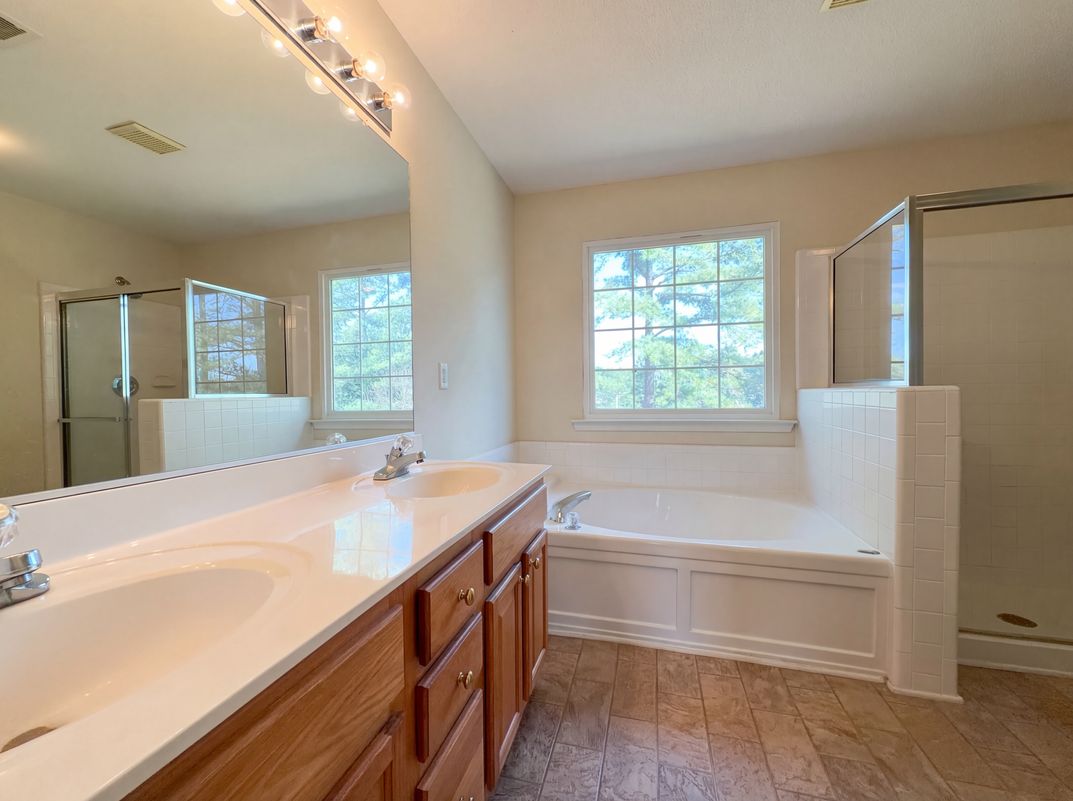 Photo 6 of 21 of 504 Ledyard Ct, Wake Forest, NC