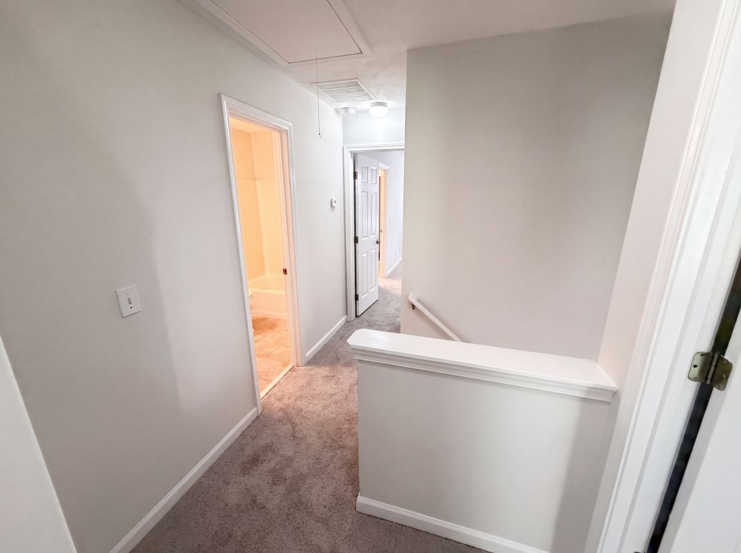 Photo 13 of 21 of 13331 Harpley Ct, Alpharetta, GA