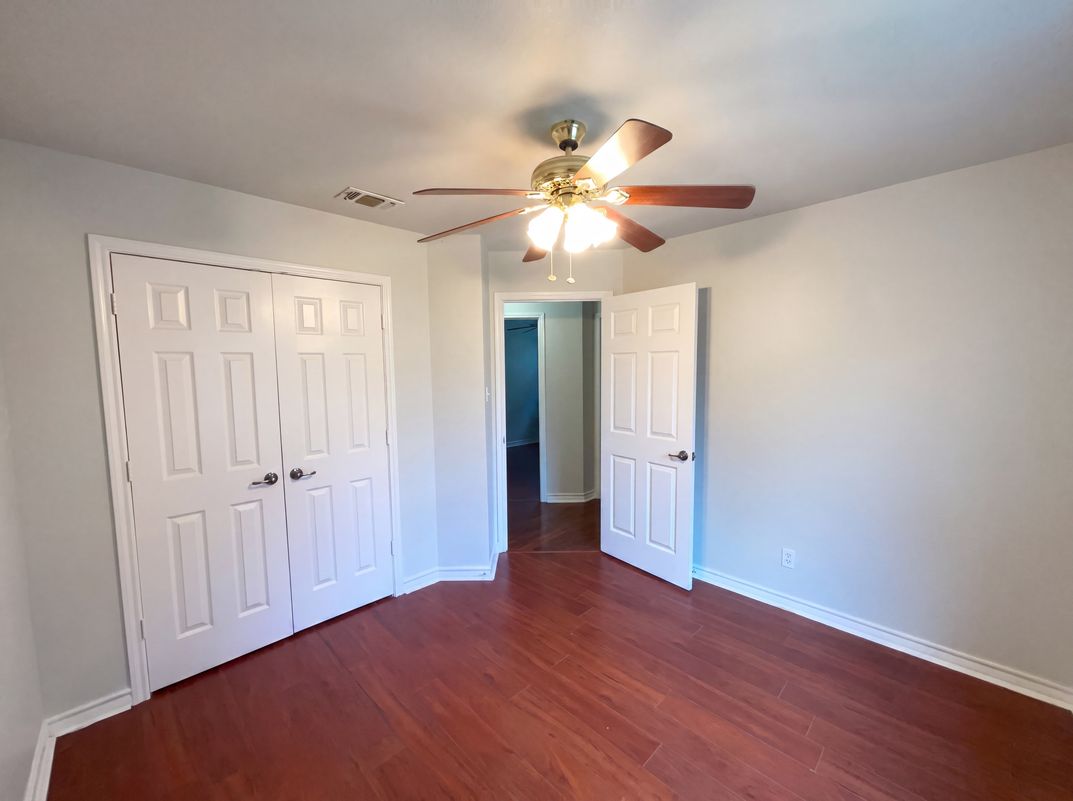 Photo 19 of 22 of 2106 Geneva St, Castroville, TX